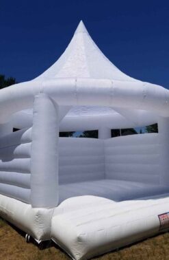 Château Gonflable Commercial Mariage Le Prestige – Image 3